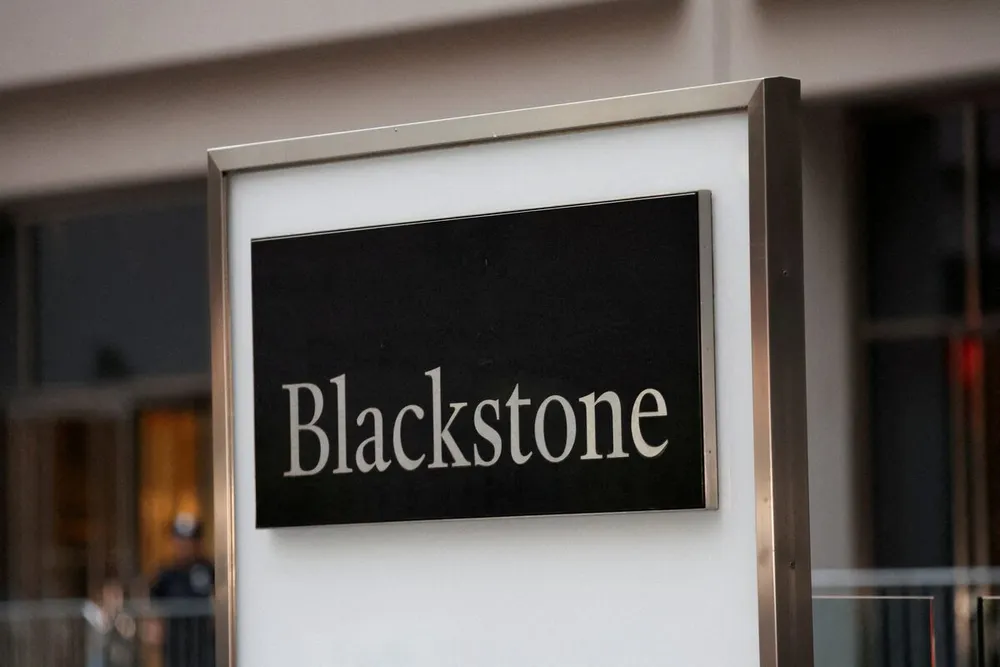 Logo của Blackstone được chụp tại Manhattan, Thành phố New York, Hoa Kỳ ngày 29-7-2025.