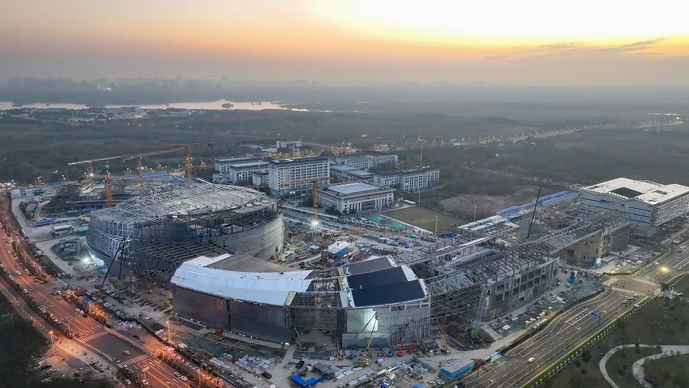 Ảnh chụp từ trên không của Lò phản ứng siêu dẫn nung nóng Plasma Tokamak (BEST) đang được xây dựng tại Hợp Phì, tỉnh An Huy, ngày 22/11/2025. Ảnh: VCG