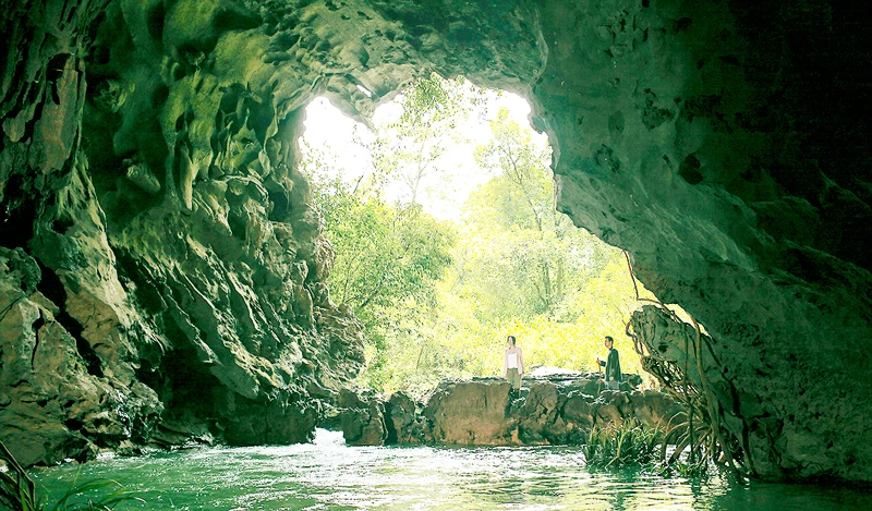 Bối cảnh mãn nhãn trong Người bất tử