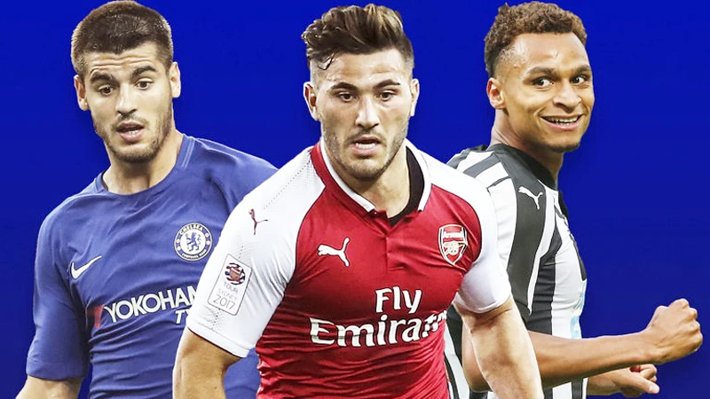 ead Kolasinac (giữa) chính là “tân binh” sáng giá nhất ở thời điểm hiện tại.