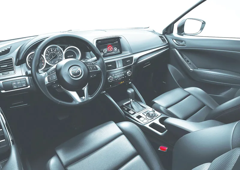 Mazda CX-5 2017 vẫn hút khách dù thế thệ mới đã ra mắt ảnh 1 Mazda CX-5 2017 vẫn hút khách dù thế thệ mới đã ra mắt ảnh 1