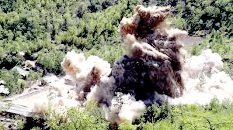 “Cành ô liu” có cứu vãn khủng hoảng Mỹ - Triều Tiên? ảnh 2