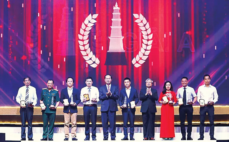 105 tác phẩm đoạt giải Báo chí Quốc gia năm 2017 ảnh 1 105 tác phẩm đoạt giải Báo chí Quốc gia năm 2017 ảnh 1