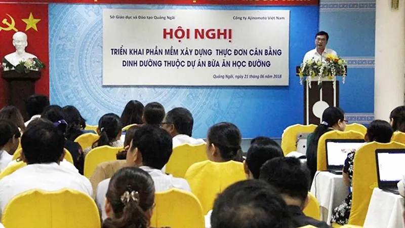 Tiến sĩ Ngũ Duy Anh, Vụ trưởng Vụ Giáo dục Thể chất, chia sẻ đến 53 trường kế hoạch triển khai dự án