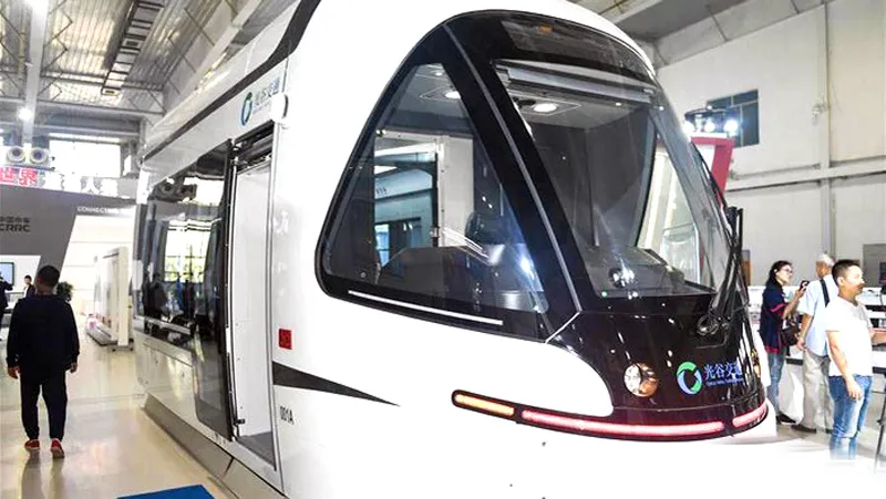 Tàu hỏa làm bằng sợi carbon
