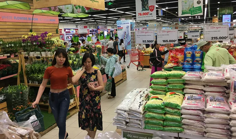 Mua sắm tại Lotte Ảnh: THÀNH TRÍ