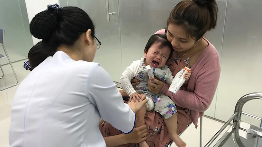 Tiêm vaccine cho trẻ là cách tốt nhất để phòng ngừa bệnh