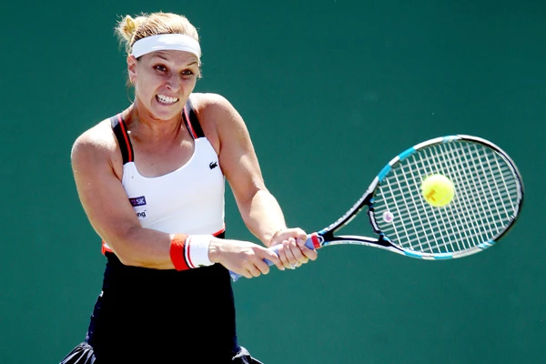 Dominika Cibulkova trong trận thua Oceane Dodin