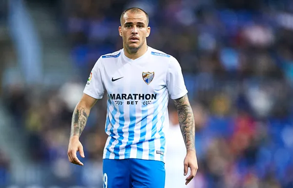 Sandro nhận được rất nhiều lời mời từ châu Âu.