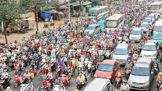 Kẹt xe - hình ảnh thường ngày ở TPHCM