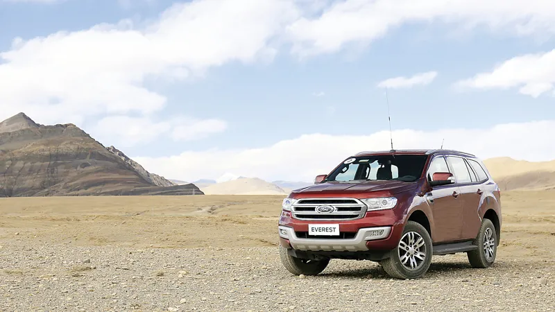 Ford Everest chinh phục đỉnh Everest: Vượt qua hành trình hoang sơ nhất thế giới ảnh 1 Ford Everest chinh phục đỉnh Everest: Vượt qua hành trình hoang sơ nhất thế giới ảnh 1