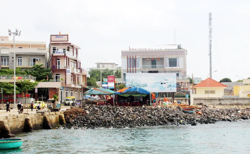 Đảo Lý Sơn đang đứng trước nguy cơ vỡ quy hoạch vì nhà nghỉ, khách sạn mọc lên ồ ạt