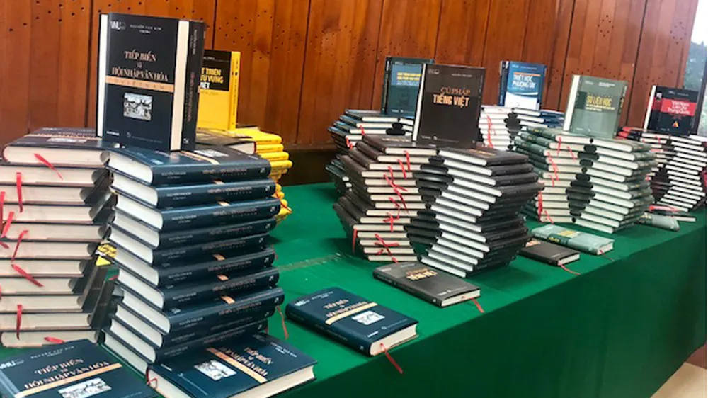 Công bố 28 đầu sách của các nhà khoa học, nhà nghiên cứu ảnh 1