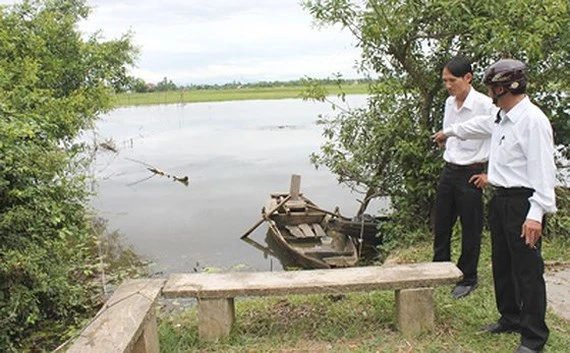 Dấu tích bến phà dã chiến (cũ) ở cuối làng K130 bên sông Già