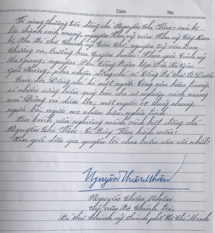 Nhiều đoàn đến viếng đồng chí Nguyễn Thị Vân        ảnh 5