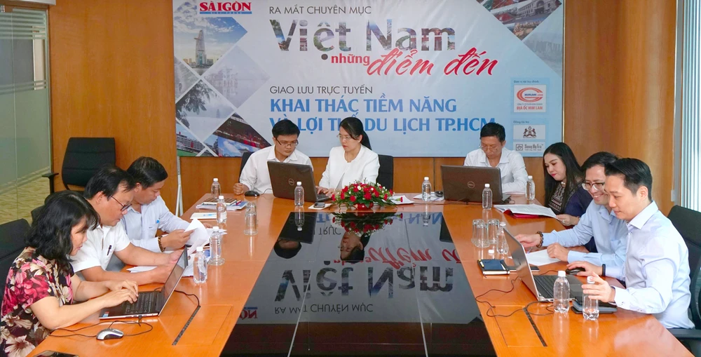 Quang cảnh buổi giao lưu. Ảnh: HOÀNG HÙNG