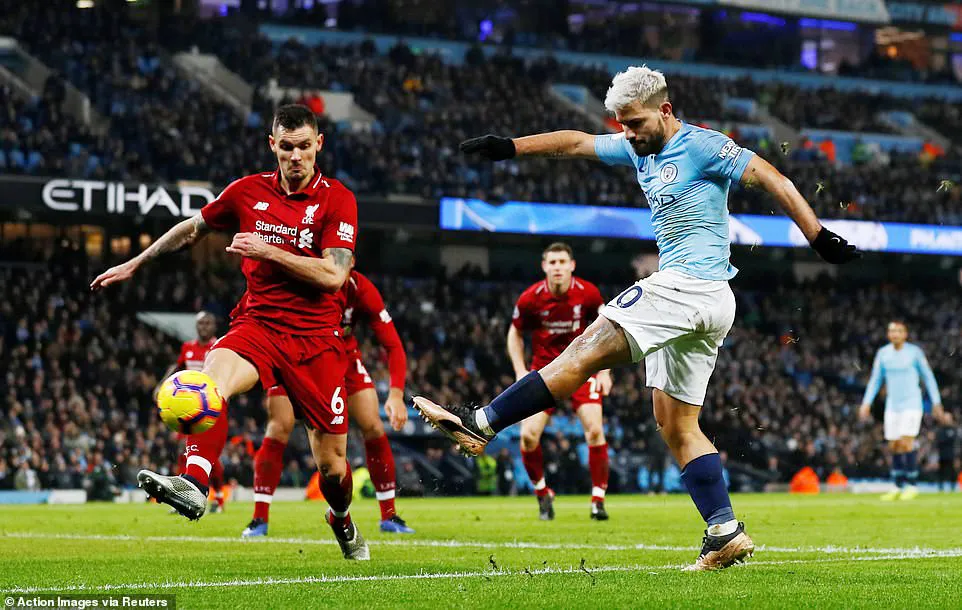 Manchester City trở lại cuộc đua đến ngôi đầu, sau trận thắng Liverpool 2 - 1 ảnh 1