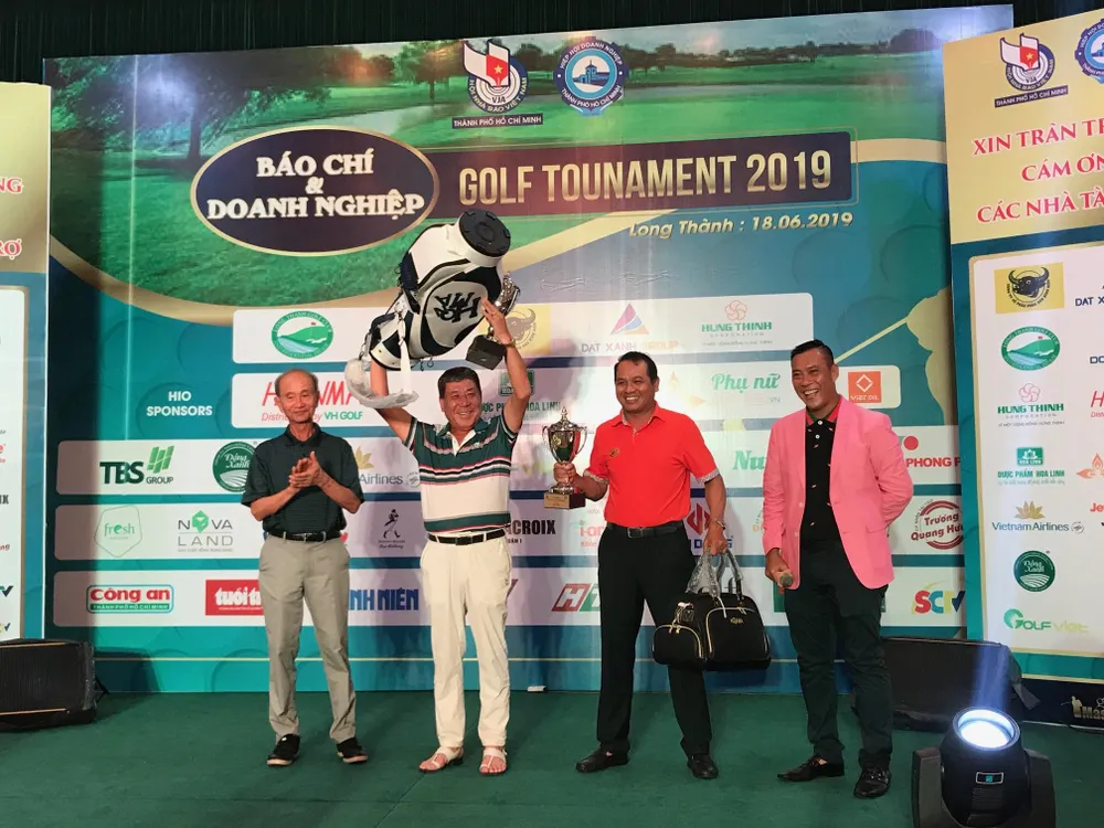 Giải golf Báo chí và Doanh nghiệp mừng ngày Báo chí Cách mạng Việt Nam ảnh 5