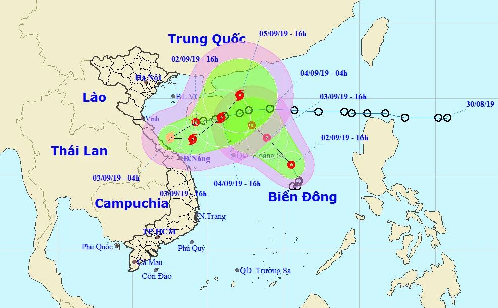 Chùm ảnh đường đi và vị trí cơn bão. Nguồn: TT Dự báo khí tượng thủy văn Quốc gia