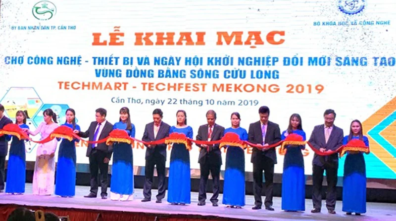 Khai mạc Techmart - Techfest Mekong 2019