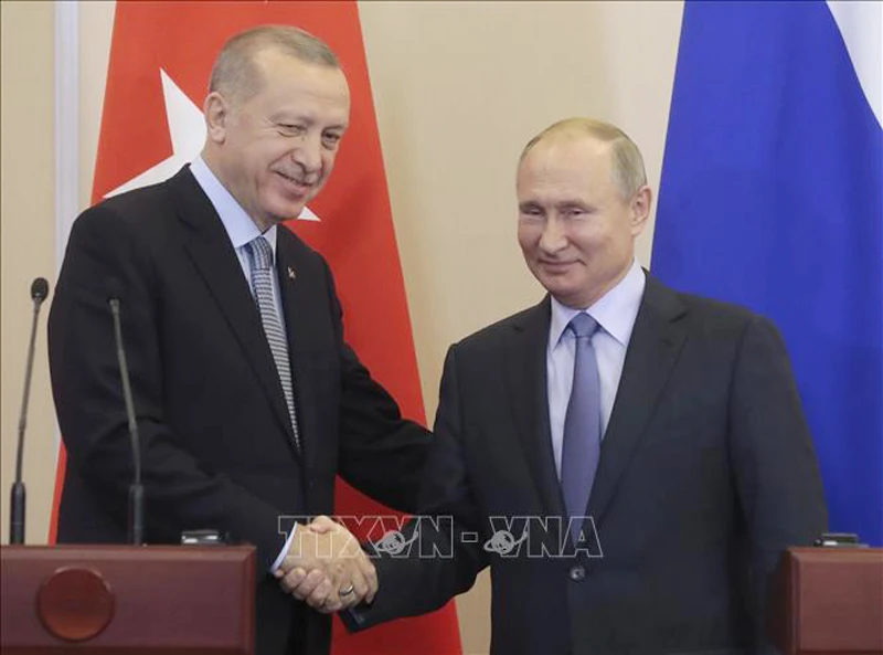 Tổng thống Nga Vladimir Putin và Tổng thống Thổ Nhĩ Kỳ Recep Tayyip Erdogan