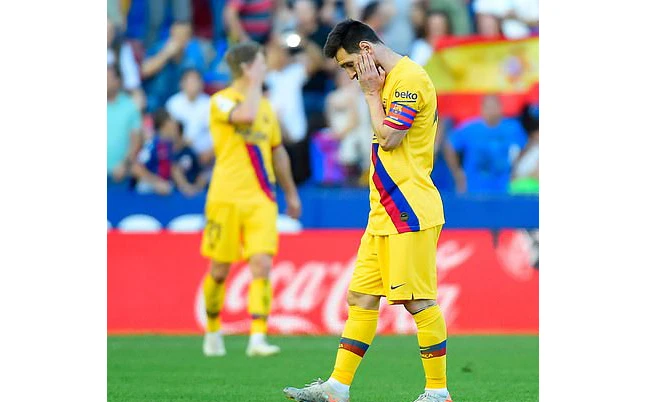 Sự thất vọng của Messi sau trận đấu với Levante