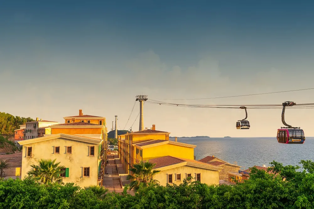 Nam Phú Quốc, thiên đường du lịch mới, nhà đầu tư đổ xô tìm cơ hội ảnh 1