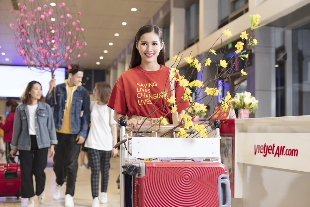 Vận chuyển mai, đào sớm nhất dịp Tết Tân Sửu 2021 cùng Vietjet