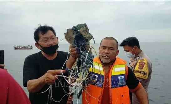 Xác định được tọa độ rơi của máy bay Hãng hàng không Sriwijaya Air gặp nạn ảnh 1