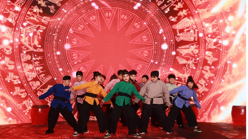 Văn Quyết, Huỳnh Như và Minh Trí đoạt Quả bóng Vàng Việt Nam 2020 ảnh 20