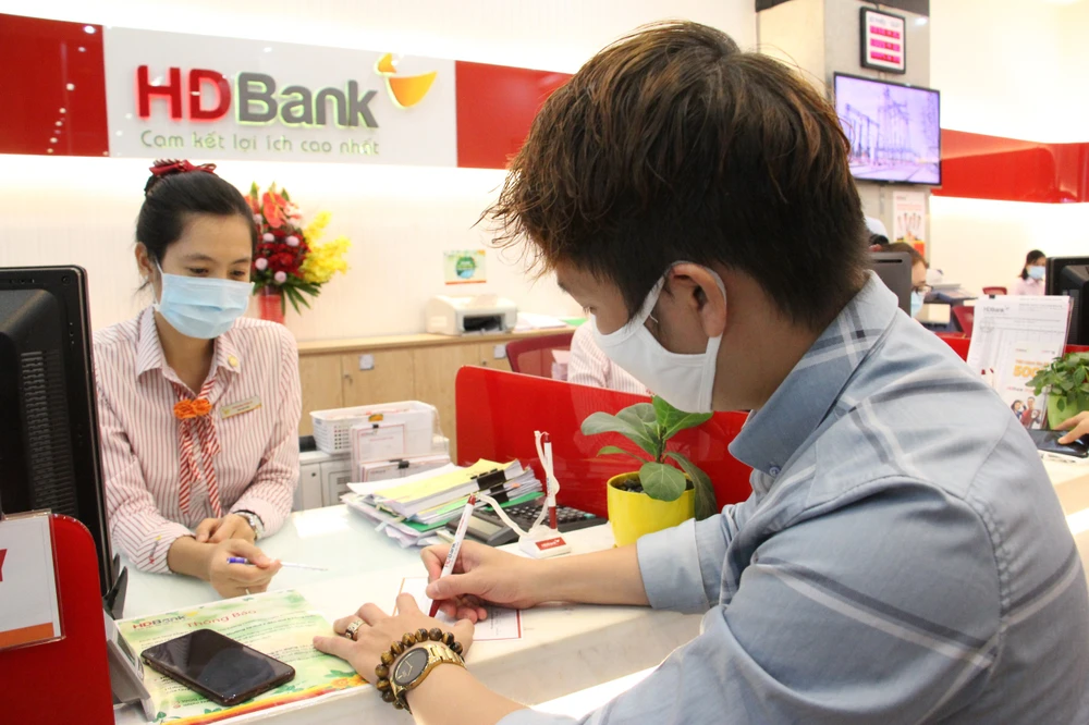 HDBank ưu đãi phí chuyển và tỷ giá mua ngoại tệ cho khách hàng cá nhân ảnh 2 HDBank ưu đãi phí chuyển và tỷ giá mua ngoại tệ cho khách hàng cá nhân ảnh 2
