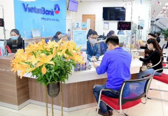 VietinBank đang đẩy mạnh cải tiến quy trình, thủ tục và hình thức tiếp nhận hồ sơ nhằm hạn chế ảnh hưởng của dịch bệnh, nâng cao trải nghiệm của KH