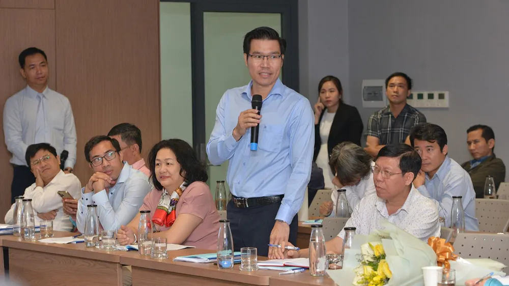 TS Trần Trọng Đạo, Hiệu trưởng Trường Đại học Tôn Đức Thắng phát biểu thảo luận tại kỳ họp. Ảnh: CAO THĂNG TS Trần Trọng Đạo, Hiệu trưởng Trường Đại học Tôn Đức Thắng phát biểu thảo luận tại kỳ họp. Ảnh: CAO THĂNG