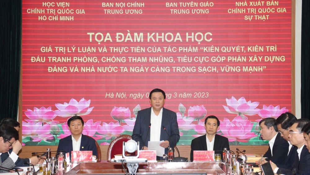 Quang cảnh buổi tọa đàm