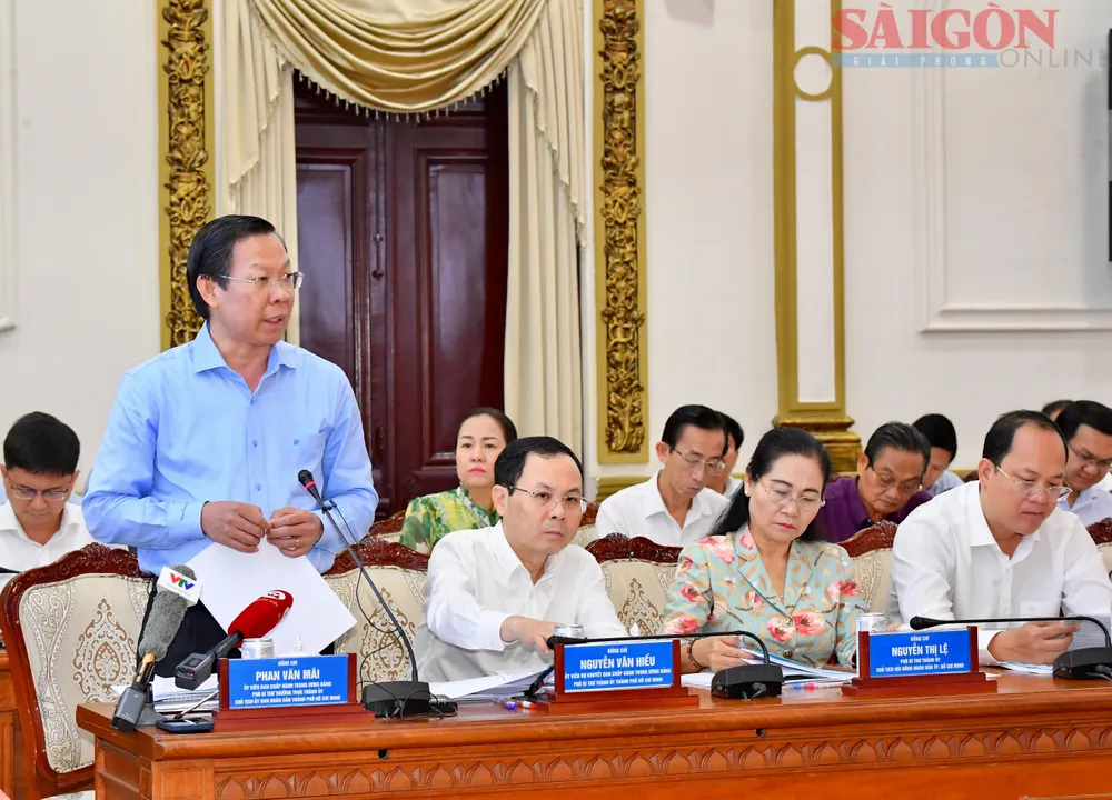 Chủ tịch UBND TPHCM Phan Văn Mãi phát biểu trong buổi làm việc với Thường trực Chính phủ, sáng 16-4-2023. Ảnh: VIỆT DŨNG Chủ tịch UBND TPHCM Phan Văn Mãi phát biểu trong buổi làm việc với Thường trực Chính phủ, sáng 16-4-2023. Ảnh: VIỆT DŨNG