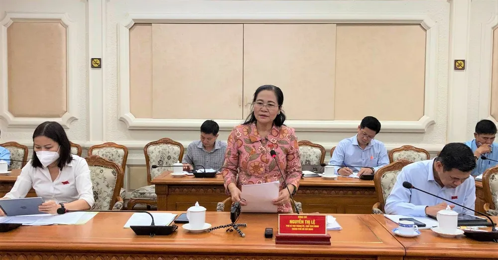 Chủ tịch HĐND TPHCM Nguyễn Thị Lệ phát biểu tại buổi giám sát
