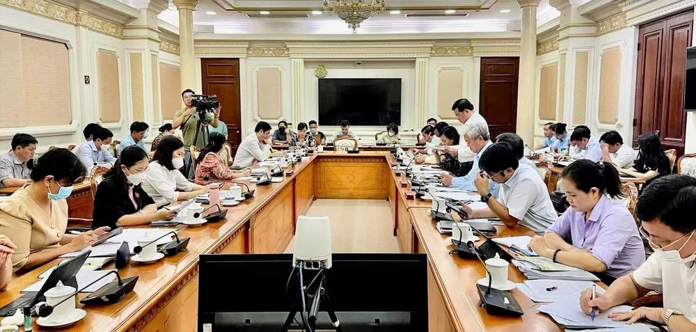 Quang cảnh buổi giám sát