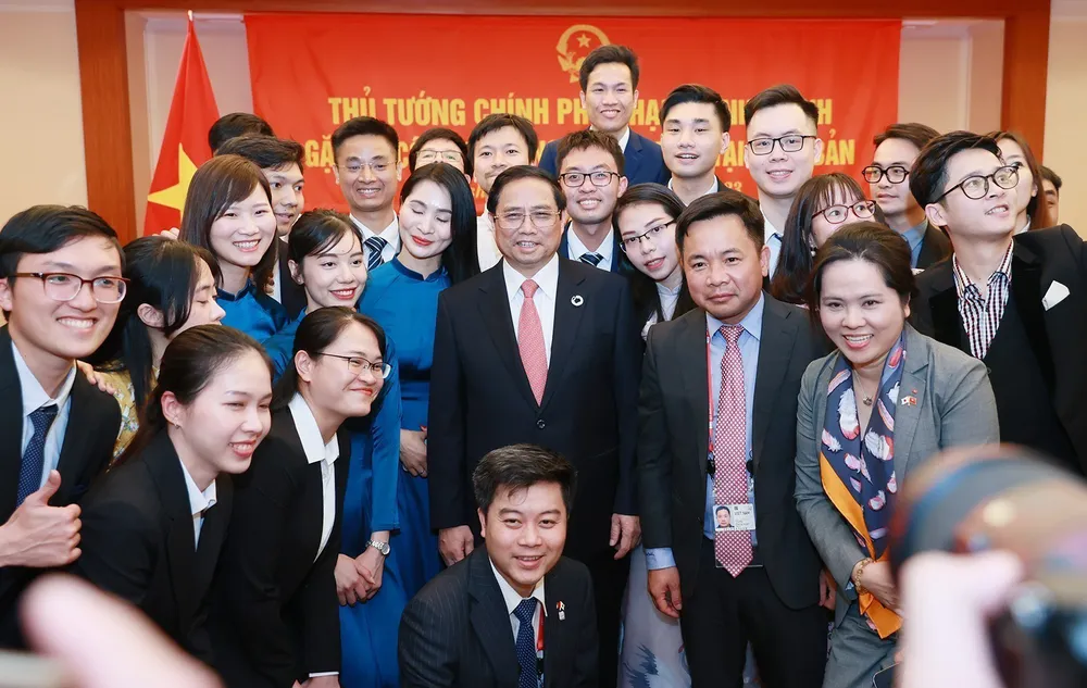 Thủ tướng Phạm Minh Chính với cộng đồng người Việt Nam tại Nhật Bản Thủ tướng Phạm Minh Chính với cộng đồng người Việt Nam tại Nhật Bản