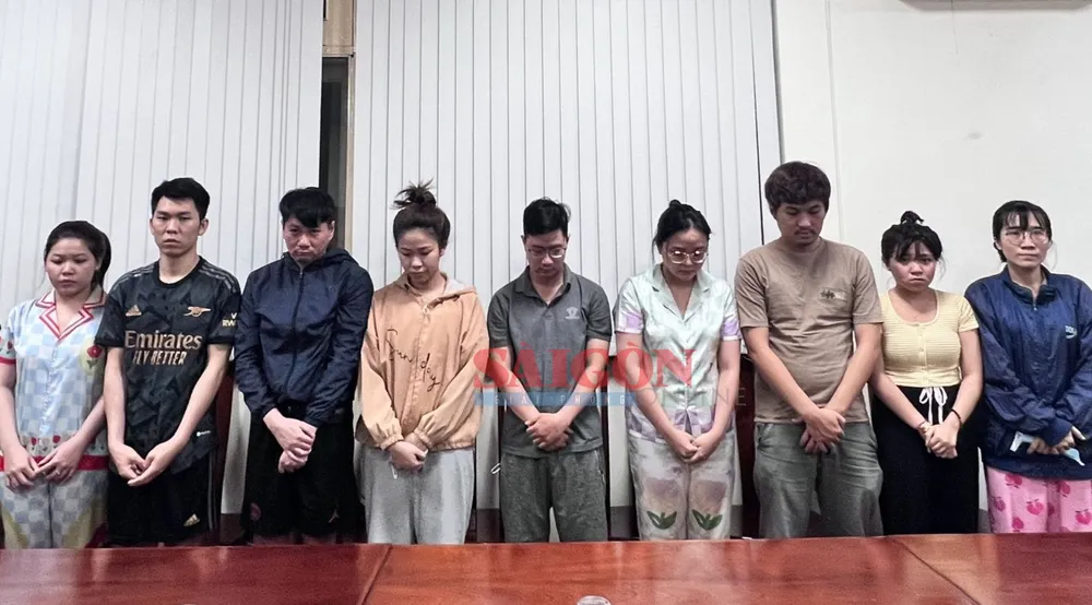 Nhóm đối tượng tại cơ quan công an Nhóm đối tượng tại cơ quan công an