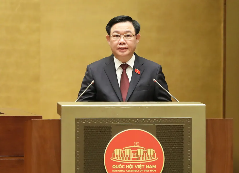 Chủ tịch Quốc hội Vương Đình Huệ phát biểu mở đầu phiên chất vấn sáng 6-6. Ảnh: QUANG PHÚC Chủ tịch Quốc hội Vương Đình Huệ phát biểu mở đầu phiên chất vấn sáng 6-6. Ảnh: QUANG PHÚC