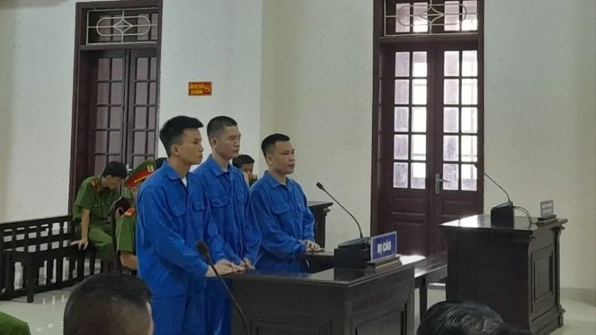 Hội đồng xét xử tuyên phạt Đạt, Tuấn, Kiểm mức án tử hình về tội Vận chuyển ma túy trái phép z5579090715171_02ac0f355285e1f6a6545e7ebde64972.jpg