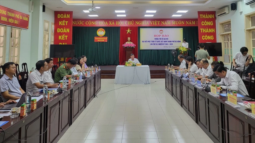 Quang cảnh buổi họp báo. Ảnh: XUÂN QUỲNH