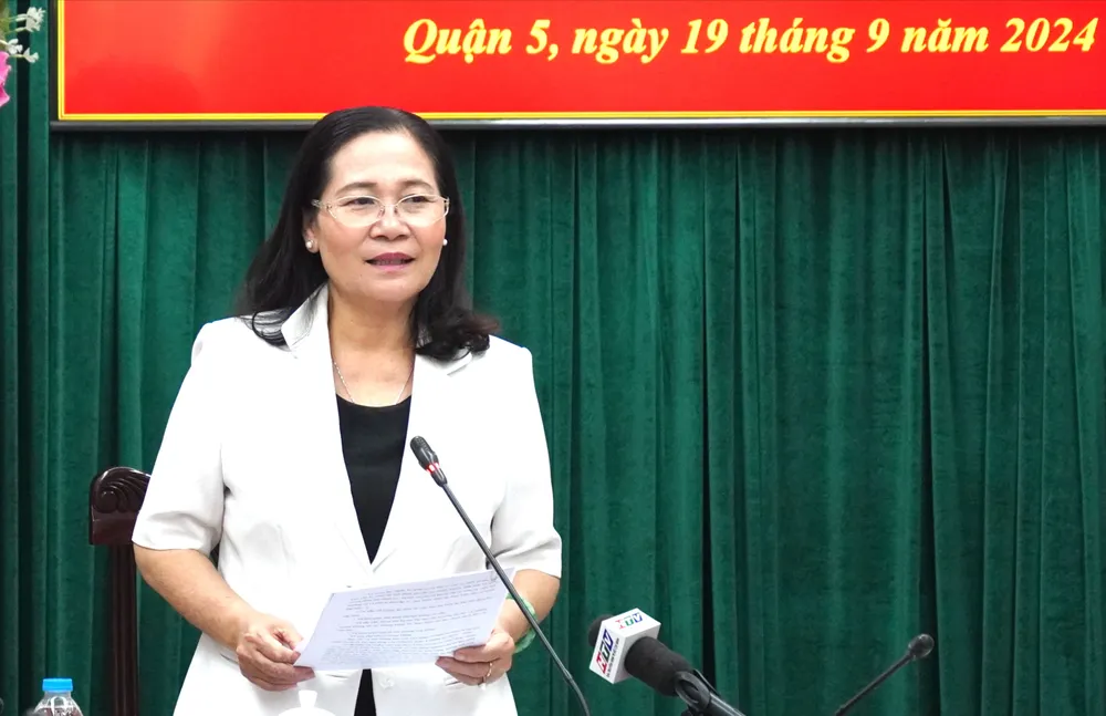 Đồng chí Nguyễn Thị Lệ phát biểu kết luận buổi khảo sát 19-9. 7.JPG