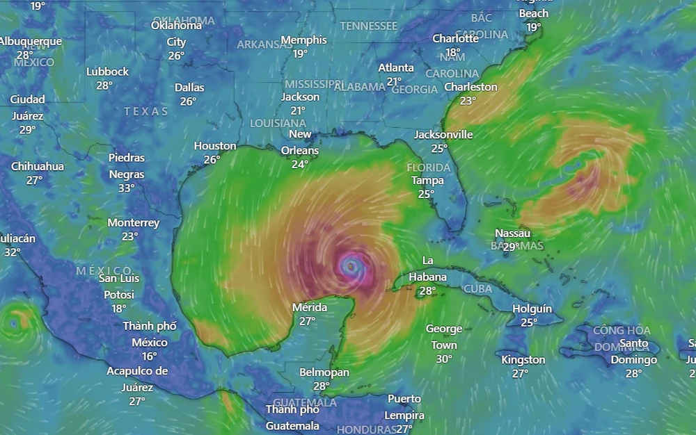 Siêu bão Milton tăng cường độ trở lại. Ảnh: Windy