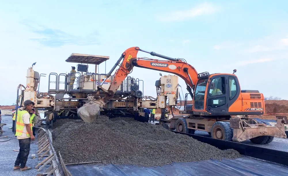 Dự án sân bay Long Thành đang thiếu vật liệu xây dựng thicong.jpg