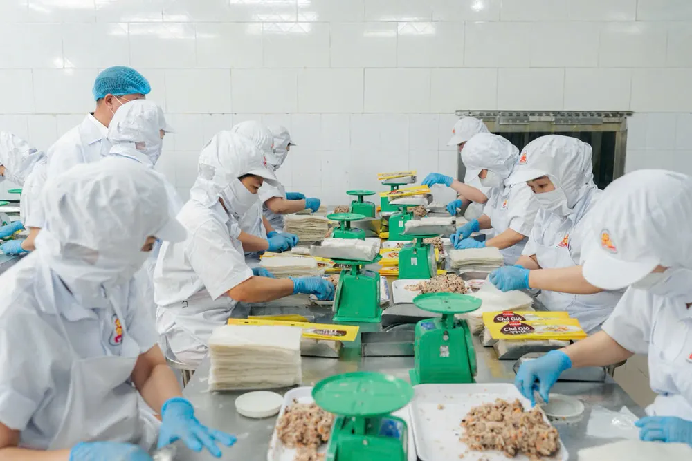 Một dây chuyền sản xuất tại Công ty Vissan