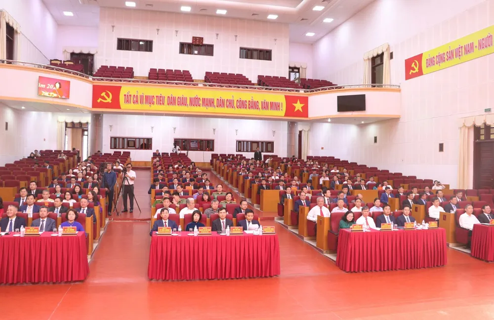 Các đại biểu dự buổi Lễ tại điểm cầu tỉnh Lai Châu laichau.jpg