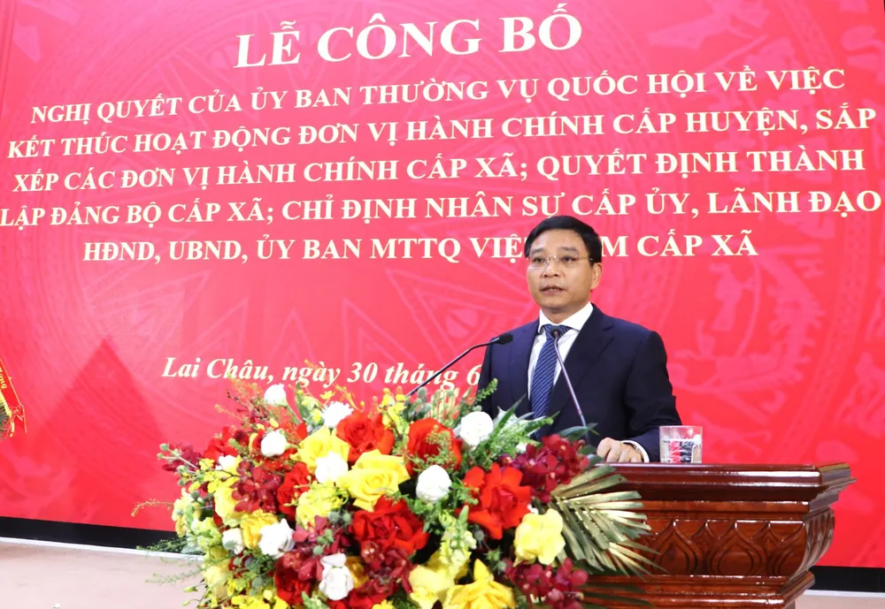 Bộ trưởng Bộ Tài chính Nguyễn Văn Thắng phát biểu chỉ đạo tại buổi lễ nguyenvanthang.jpg
