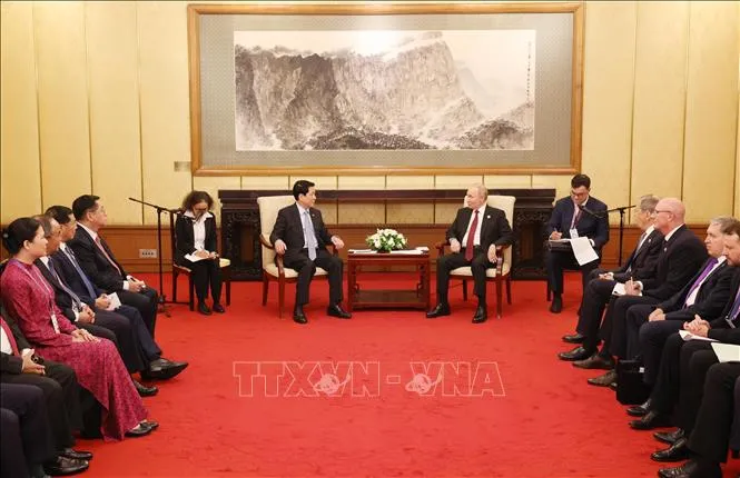 Chủ tịch nước Lương Cường hội kiến Tổng thống Nga Vladimir Putin. Ảnh: Lâm Khánh/TTXVN putin-luoncuong3.jpg