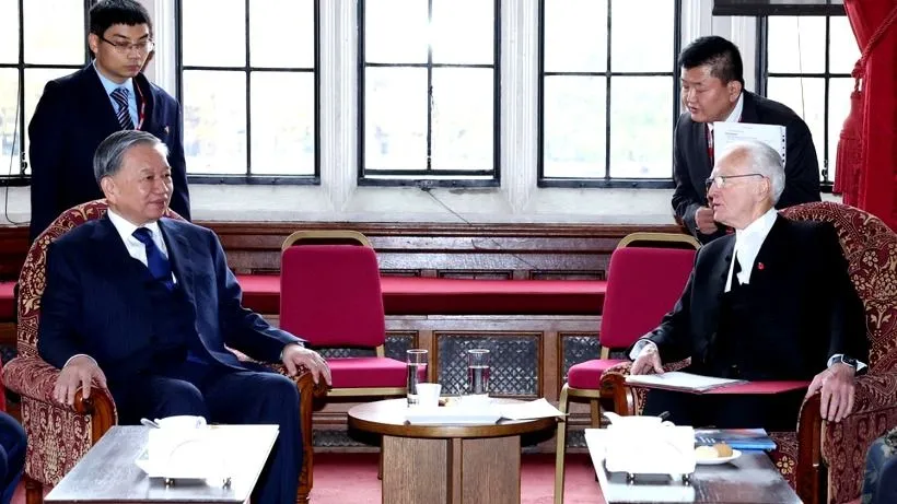 Tổng Bí thư Tô Lâm hội kiến Chủ tịch Thượng viện Anh, Nam tước McFall Xứ Alcluith. Ảnh: Thống Nhất/TTXVN tongbithu_tolam.jpg